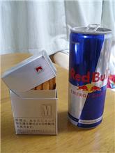 MarlboroとRedBull MarlboroとRedBull