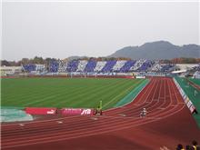 モンテディオ山形×ベガルタ仙台 サッカーJ2 第39節 山形県総合運動公園陸上競技場(山形県) モンテディオ山形×ベガルタ仙台 サッカーJ2 第39節 山形県総合運動公園陸上競技場(山形県)