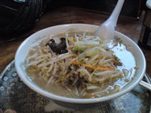本日の昼食 (^。、^) 本日の昼食 (^。、^)
