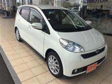 車が来ました♪ 車が来ました♪