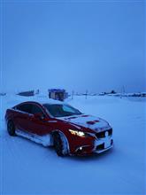 アテンザと雪遊び アテンザと雪遊び