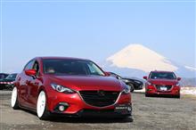 3月はアクセラ(MAZDA 3)の月!70台がMAZDAターンパイク箱根に集合! 3月はアクセラ(MAZDA 3)の月!70台がMAZDAターンパイク箱根に集合!