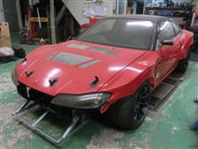 S15シルビア(赤)のZ33ミッション換装。 S15シルビア(赤)のZ33ミッション換装。