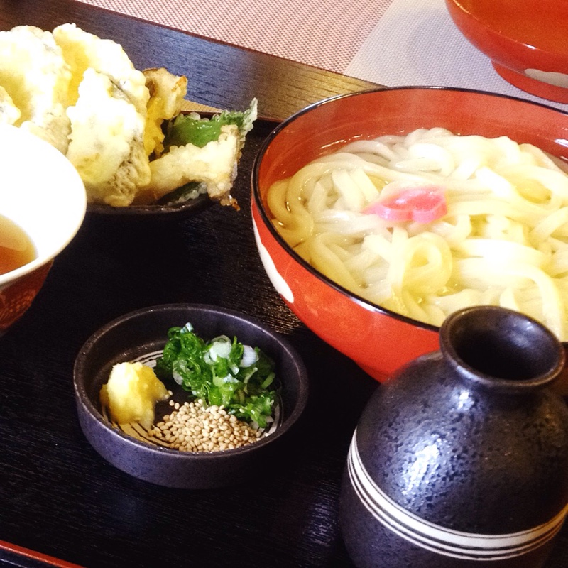 本番讃岐うどん なな屋 天ぷら釜揚げうどん
