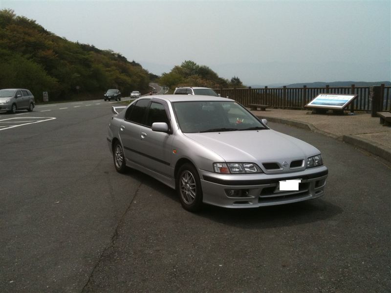 P11 nissan primera te-v #1
