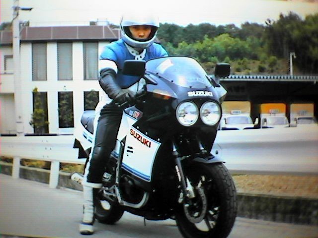 chanpuさんのGSX-R400