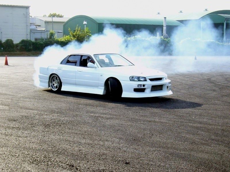 日産 スカイライン