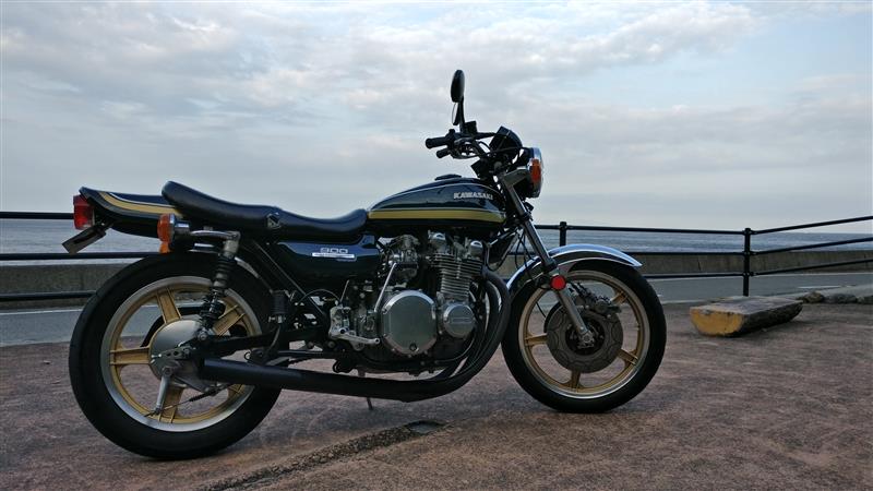 謎の工作所さんの900スーパーフォー
