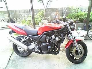 のぶりんこさんのFZ400