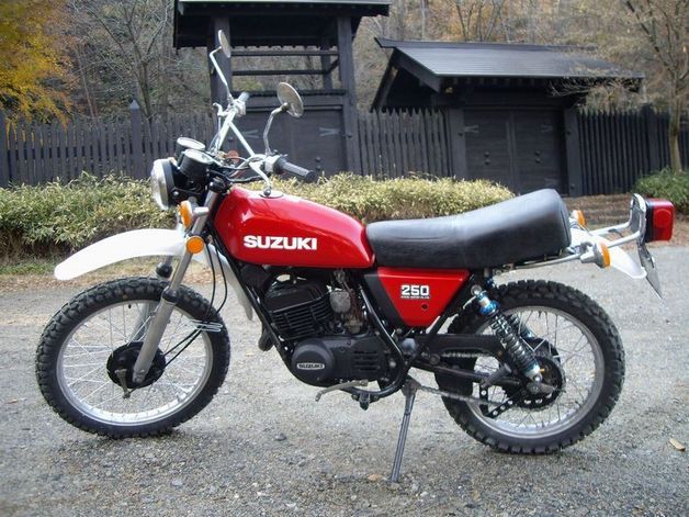米澤 ダイヤペット レッドバロン スズキハスラー250