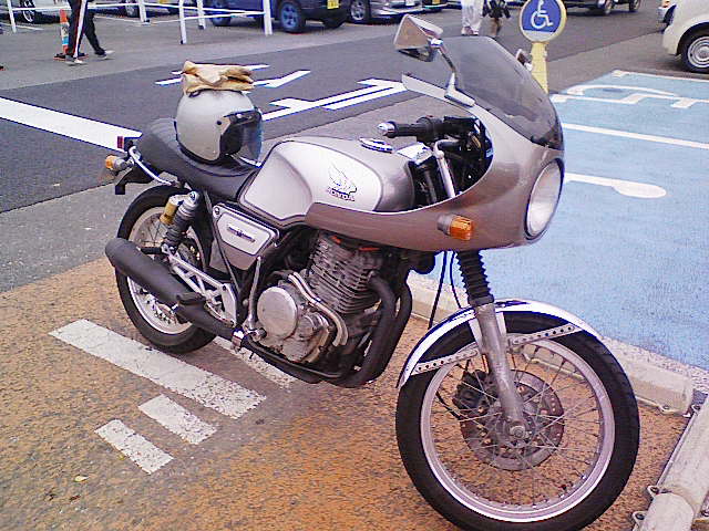 つよよさんのGB400TT