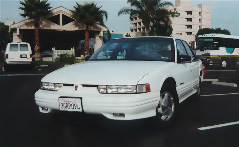 OCLA(オクラ)さんのオールズモービル・カトラス