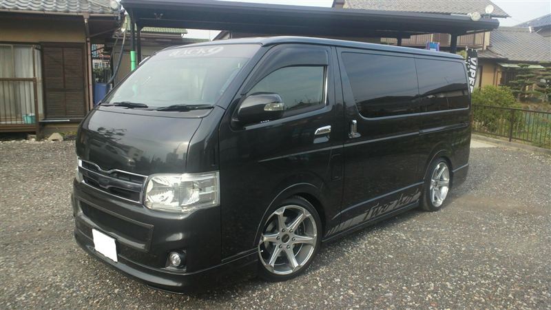 Diabioさんのハイエースバン