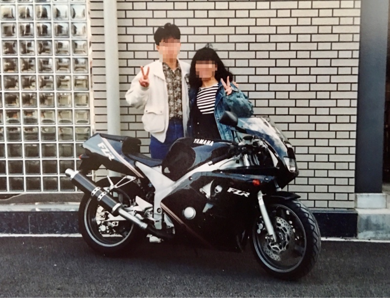 すがっぴさんのFZR400RR