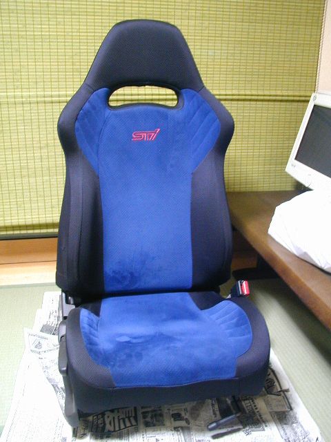 レガシィb4 Be シート交換 サイドエアバッグキャンセラー取付け By Black White みんカラ レガシィb4 Be シート交換 サイドエアバッグキャンセラー取付け By Black White みんカラ