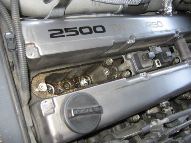 ヘッドカバーからのオイル漏れ修理…1JZ-GTE編 その1(トヨタ ヘッドカバーからのオイル漏れ修理…1JZ-GTE編 その1(トヨタ