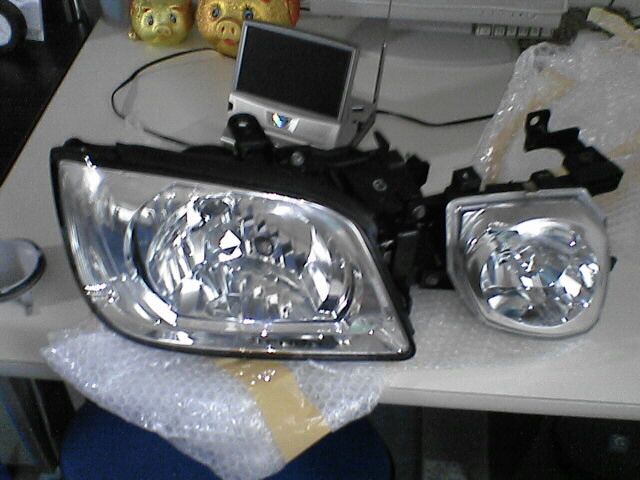 ヘッドライトHID化(取り付け編)(日産 ステージア・WC34)by