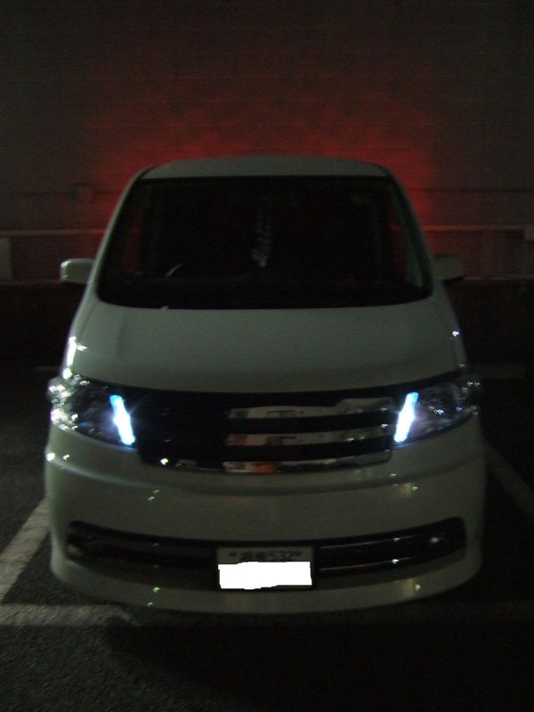 スモールライト 車幅灯 日産 セレナ By ニャイ太郎 みんカラ