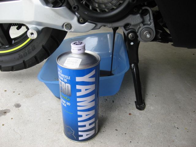 ヨシムラ トライオーバルサイクロン装着その1（ヤマハ シグナスX