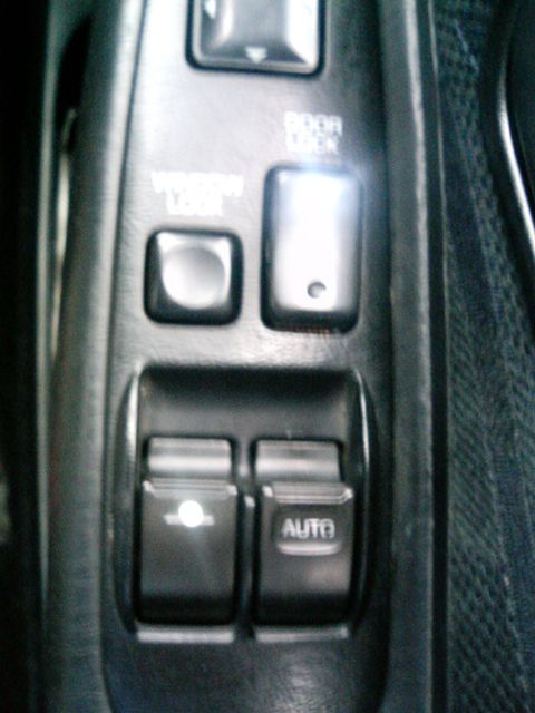2008/07/11 運転席側パワーウインドウスイッチ 追加 白色LED 2008/07/11 運転席側パワーウインドウスイッチ 追加 白色LED