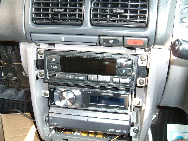 カロッツェリアDEH-P630・AVIC-DRV22・EP-407B取り付け（スバル