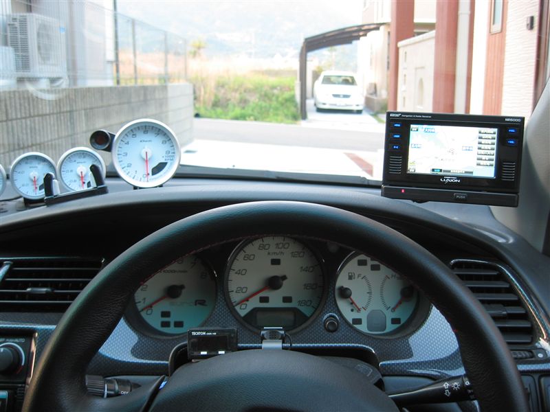 レーダー探知器取り付け ルキシオン NR6000