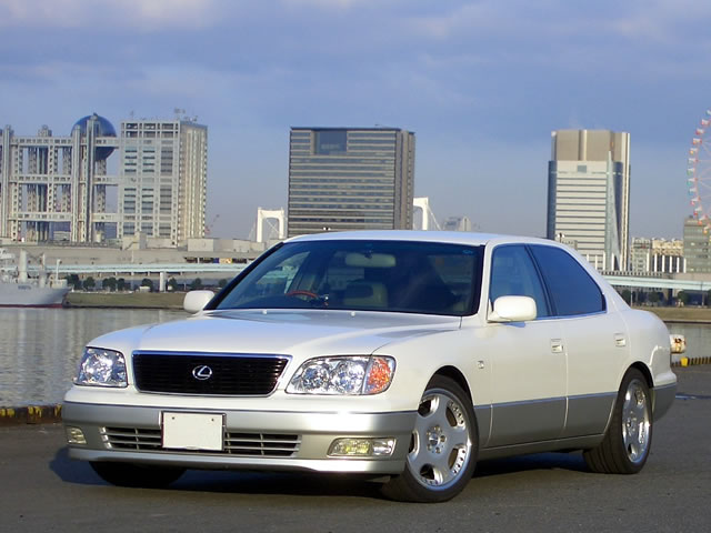 人気ホイール】OZレーシング OPERA2 オペラ2 18in 8J 9J +40
