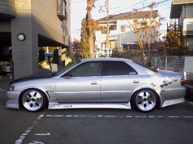SSRヴィエナクライスの18インチホイールをフルポリッシュ加工