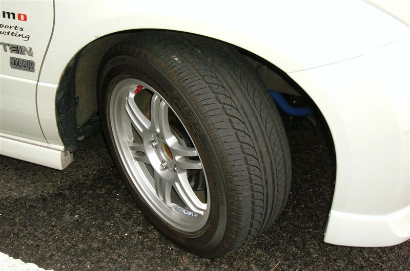DUNLOP VEURO VE301 225/55R17 95W のパーツレビュー | エルグランド DUNLOP VEURO VE301 225/55R17 95W のパーツレビュー | エルグランド