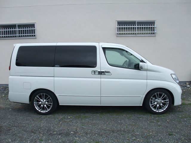 V36クーペ純正ホイール（日産 エルグランド・E52）by E52.shun