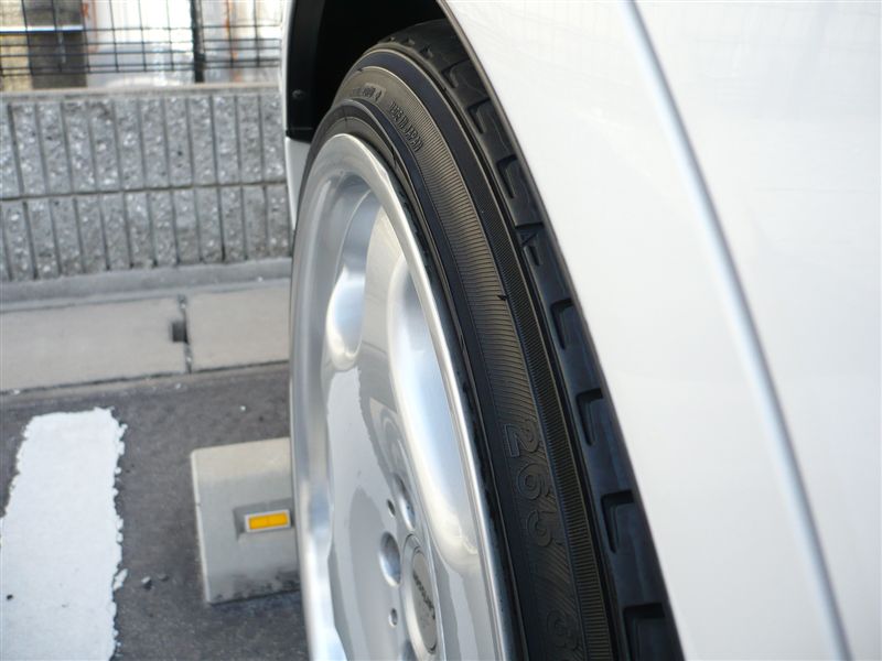 Amazon.co.jp: 255/35R19 96W 19インチ ヨコハマ エービット