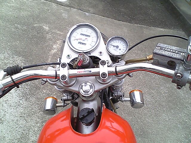 ヤマハ発動機 SR400 メーター ヤマハ 純正 中古 バイク 部品 1JR