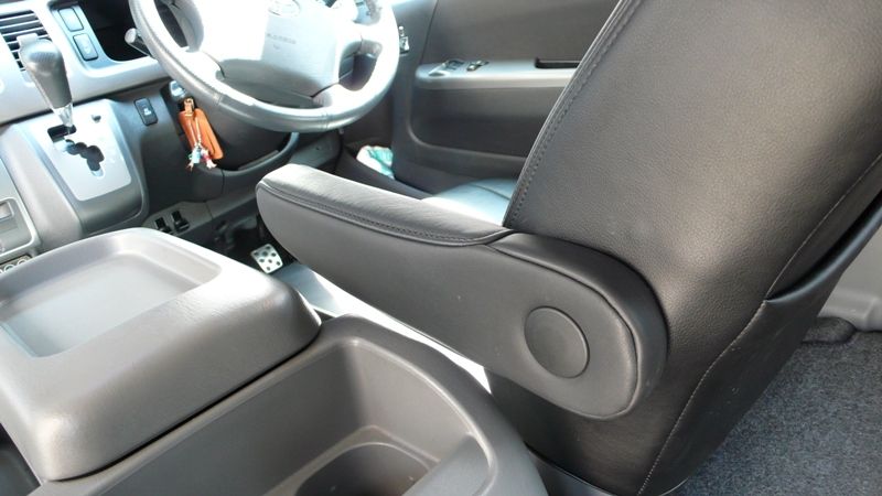 Honda純正 オデッセイアブソルート アームレスト のパーツレビュー ハイエースバン Ac Tec みんカラ