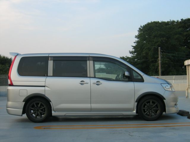 セレナ ハイウェイスター C25 前期 オーバーフェンダー SHORIN