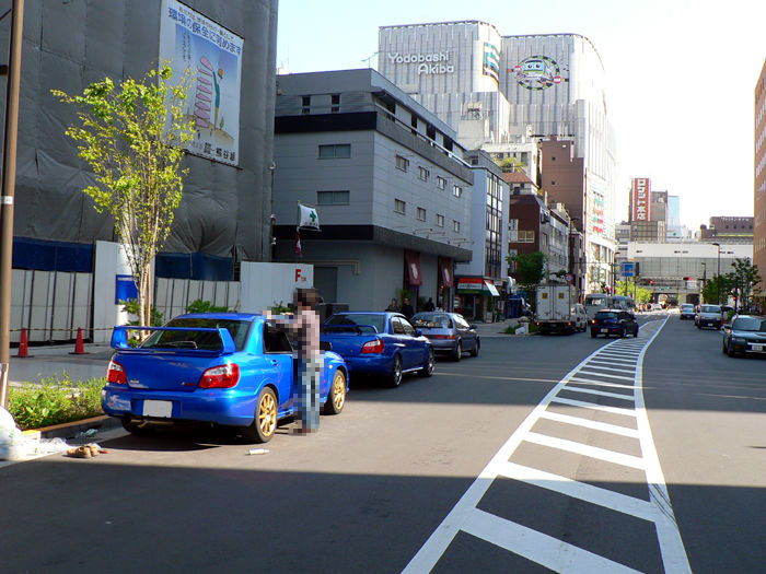 インプ2台集合。手前がB氏のSTI、奥が自分のS203