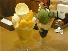 パフェくいてぇ～♪