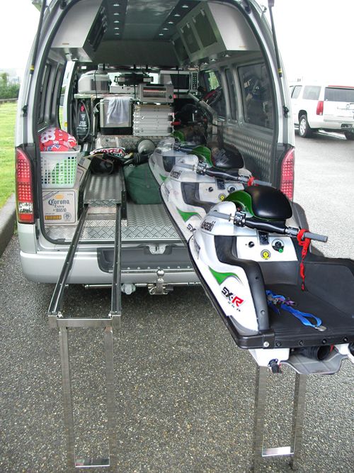 知人のトランポに驚愕 ハイエース0トランポ Ucchyのブログ ハイエース0トランポ Blog みんカラ