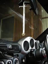 紙コップに水・・