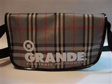 お気に入りのバッグ  GRANDE メッセンジャーバッグ