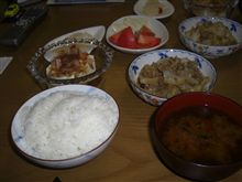 ひき肉とキャベツの煮物♪