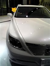 高級車店にて 高級車店にて