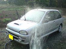朝から【洗車】を・・・。