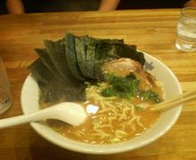 夜食・・。