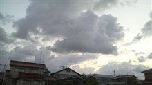 厚い雲が…