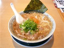 昼はラーメン