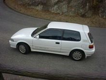 思わぬライバルが出現により・・・・・・