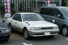 最近見かけたレア車（80系後期クレスタフェンダーミラー） 