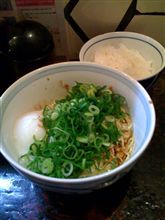 きさく汁なし担々麺