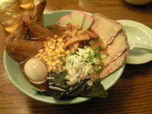 晩ご飯はラーメン☆