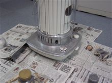 石油ストーブにパウダー塗装